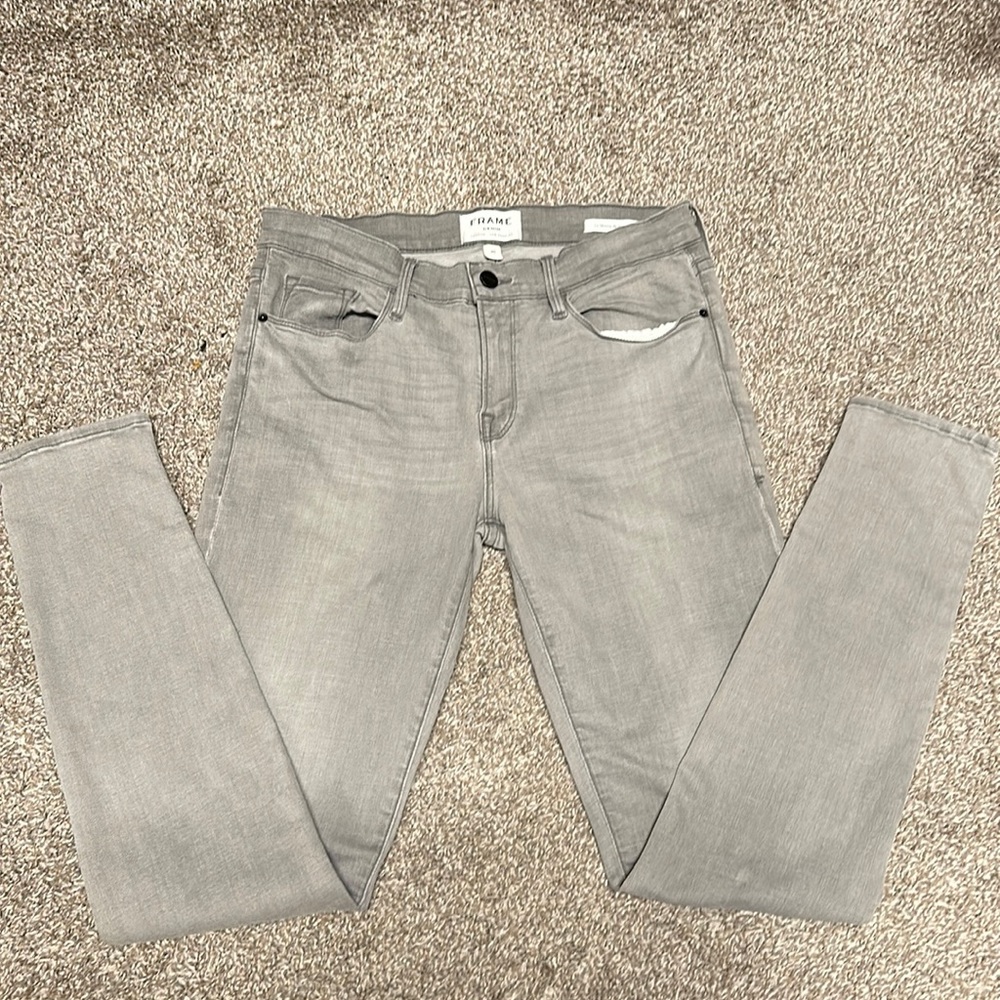 Frame Le Skinny de Jeanne Jeans in Gray